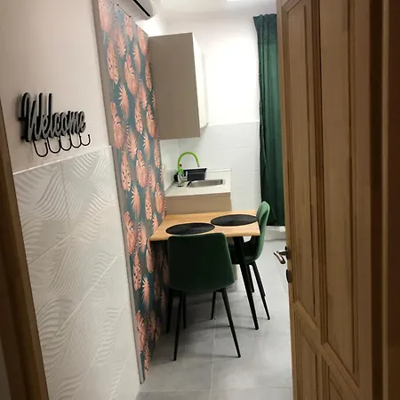Level 2 Es Garden Szuteren Sajat Fuerdoszoba & Basement With Bathroom Διαμέρισμα